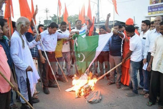 Amarnath Attack : Nawaz Sharif, Pak's flag burnt at Agartala